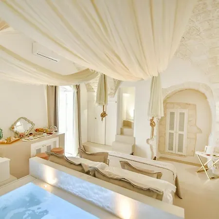 Eurydice Suite With Infinity Jacuzzi Ostuni Exterior photo