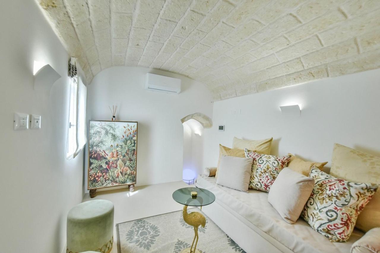 Eurydice With Infinity Jacuzzi Apartment Ostuni