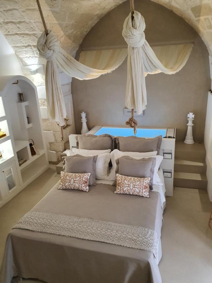 Eurydice With Infinity Jacuzzi Apartment