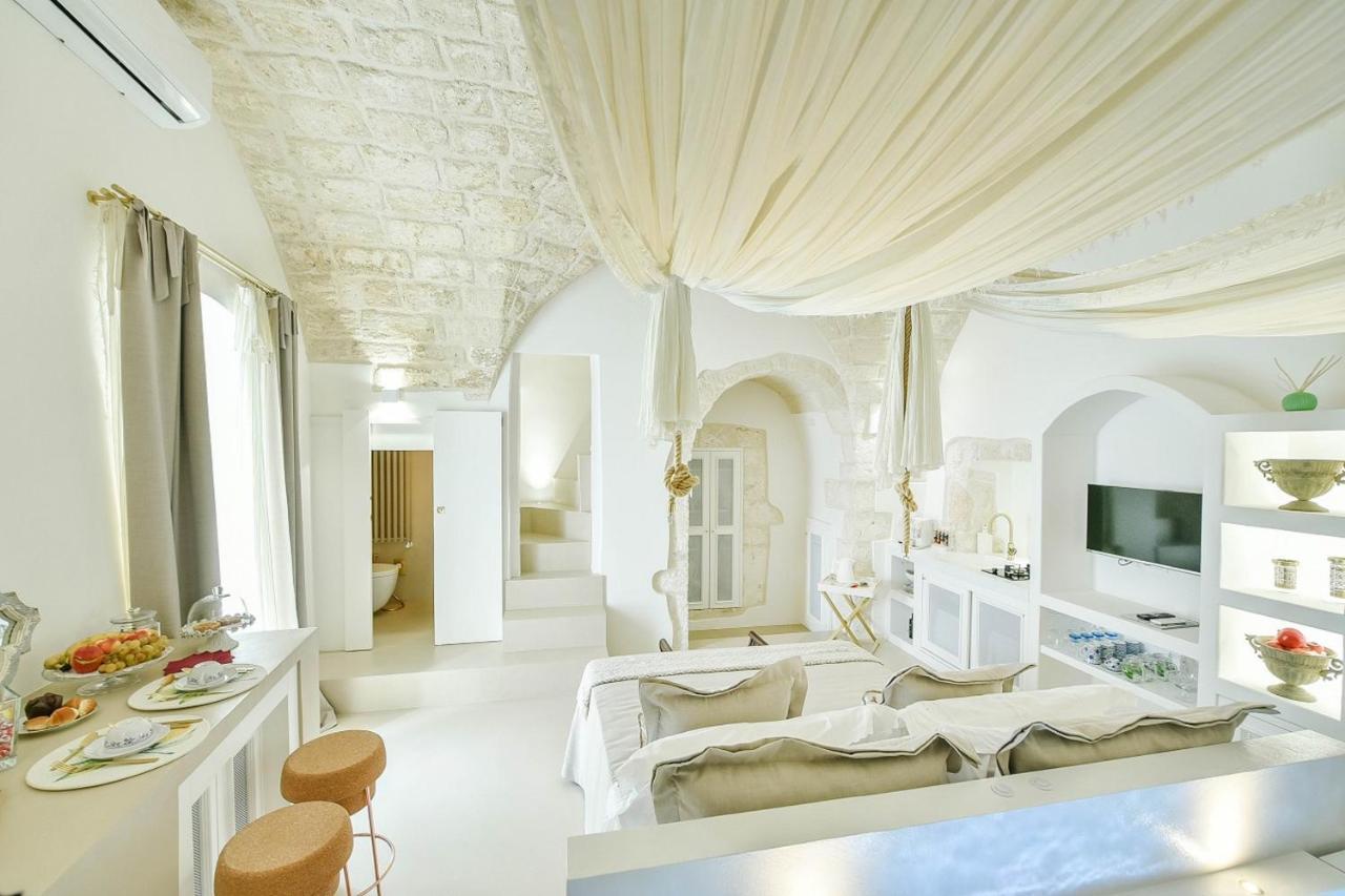 Eurydice With Infinity Jacuzzi Ostuni
